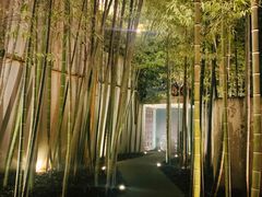 -穹六人间 people 6(岳阳路店)