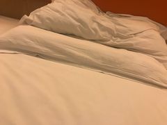 -7天连锁酒店(上海徐家汇龙华路地铁站店)