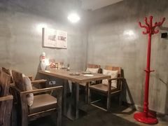 大堂-HIGH FIVE哈福手工汉堡(桂林路店)