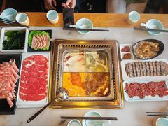 -巴渝瓦肆重庆鲜火锅(宝龙环湖店)