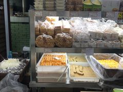 面包甜点陈列柜-闻酥园(大慈寺店)
