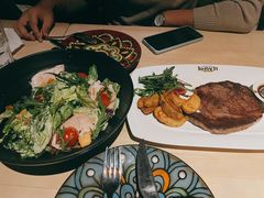 -LENBACH兰巴赫西餐啤酒坊(大连东港店)