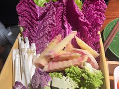 -花菇朵·云山雀 ll 野生菌锅·野果酸汤·精品滇菜(万柳店)