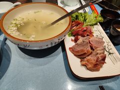 -乔家小院•非遗驴肉•本地小海鲜(滨河路店)