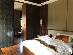 -大连金石滩绿发温泉假日酒店