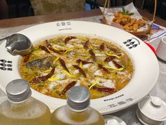 -渔语鱼新川菜Bistro(万象天地店)