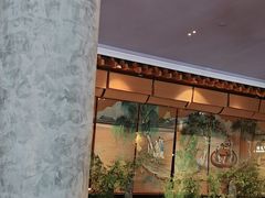 -八府香鸭·啫啫煲(华山路店)