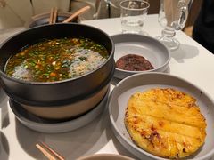 小锅米线-胡麻(静安嘉里店)