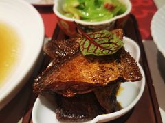 -滩外滩·本帮江浙菜(新天地店)