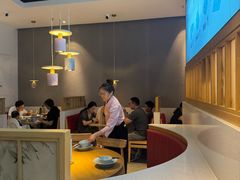 -蜜桃餐厅·伴山(绿宝广场店)