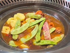 -哈尔滨烧烤·山河村铁锅炖(交大店)