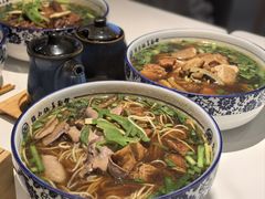 -镇南锅盖面馆(解放路店)