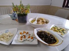 -小陆莲花蟹园农家乐(莲花岛店)