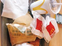 -麦当劳(百荣世贸商城店)