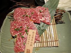 -山川小町·极番烧肉(新地假日广场店)
