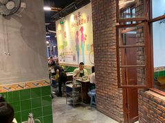 大堂-憨铁匠老火锅(龙岗万科里店)