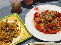 -肥肥虾庄·金牌油焖大虾(杨园滨江时代walk店)