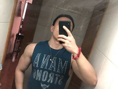 -UNDER ARMOUR(八达岭奥莱店)