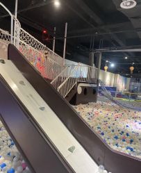 -塔塔王国·主题儿童游乐园(奥城商业广场店)