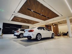 -北京宝诚宝马4S店