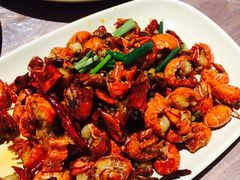 -巴厘龙虾·榜首油焖大虾(音乐学院·沿江酒馆店)