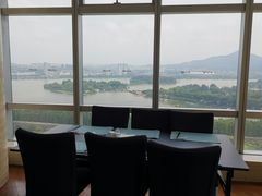-湖景知味西餐厅•自助餐• 轻食(南京金茂威斯汀大酒店)