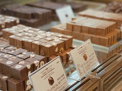 -VENCHI 闻绮(北京国贸商城店)