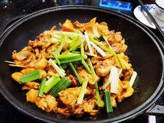 脆肉鲩炆鸡-大嫂镬仔·焖鸡煲·啫啫煲(逢源路店)