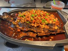 -江边城外烤全鱼(世茂广场店)