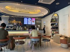 -LAVAZZA拉瓦萨咖啡(中航城君尚购物中心店)