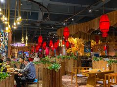 大堂-老滇山寨•云南特色菜•地方菜•民族风情歌舞表演(金碧店)