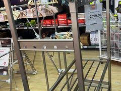 -百安居装修建材卖场(泰然店)