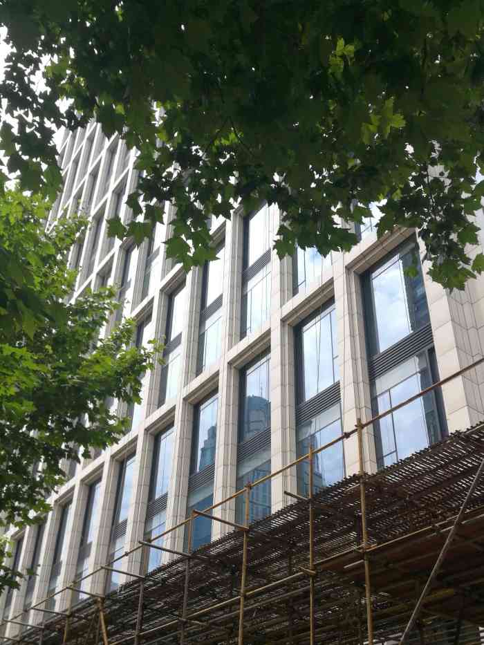 陆家嘴基金大厦