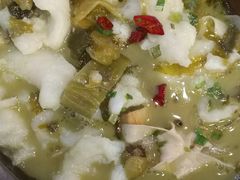 -周鱼小馆石锅酸菜鱼(活力汇店)