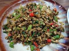-湖南人家湘菜馆(镇江路店)