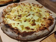 -玛格萝妮比萨屋(四平店)