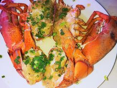 -亚龙湾亚泰商业街