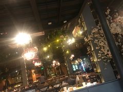-胡桃里音乐餐厅(陶溪川店)(川湘赣菜·世界百大酒庄直供红酒·音乐表演)