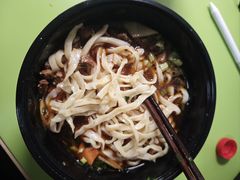 -平娃三宝烧烤·面食(南小街店)