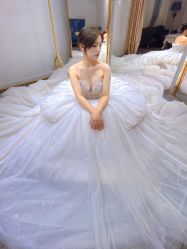 -欣薇婚纱(新源乐汇城店)