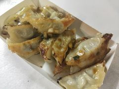 -六合夜市