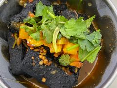 经典肉酱味臭豆腐-自黑豆夫·臭豆腐夹馍(四海唐人街店)