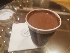 -VENCHI 闻绮(上海佛罗伦萨小镇店)