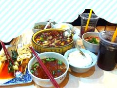 毛血旺酸辣粉担担面-薛阿婆(北美新天地中心店)