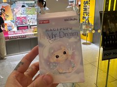 -泡泡玛特POPMART(上海环球港店)