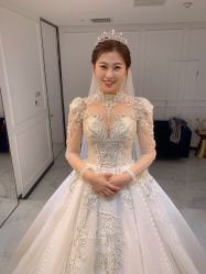 点击看大图 -GRACE KELLY婚纱与礼服(北京店)