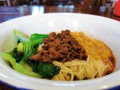 招牌豌杂面-东三里屯豌杂面