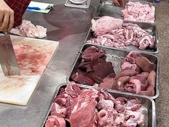 -标记美食新鲜猪杂(兴南大道店)