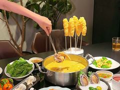 -鲜入唯煮·港式海鲜牛肉火锅(金宝街店)