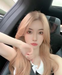 -发泽造型·烫发染发